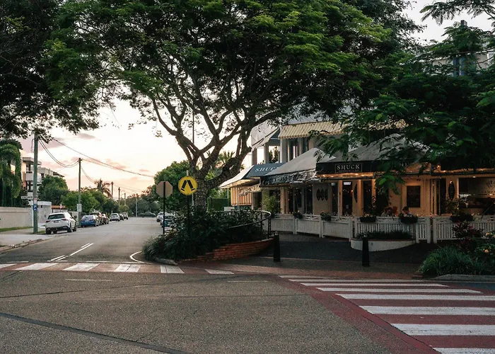 The Crest Apartments